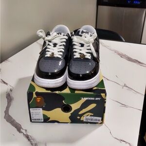 Bapesta Low
Color Camo Combo Black